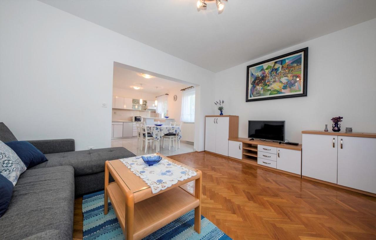 App&Rooms Anica Kampor Εξωτερικό φωτογραφία